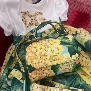 D&G Leather purse. No wear or use visible. Authentic